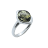 Bague ambre vert, argent blanc.