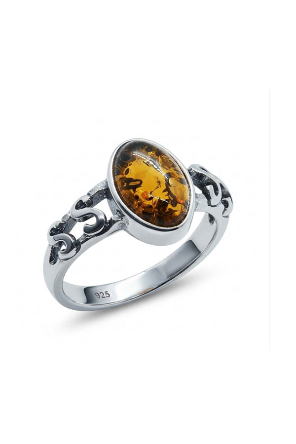 Bague ancestrale ambre et argent